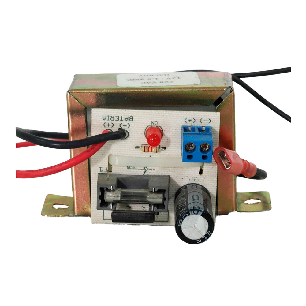 FUENTE DE ALIMENTACIÓN 220VAC DE 12V x 3AMP. C/FUNDA